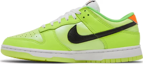 Nike Dunk Low SE "Volt"