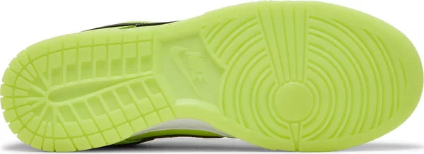 Nike Dunk Low SE "Volt"