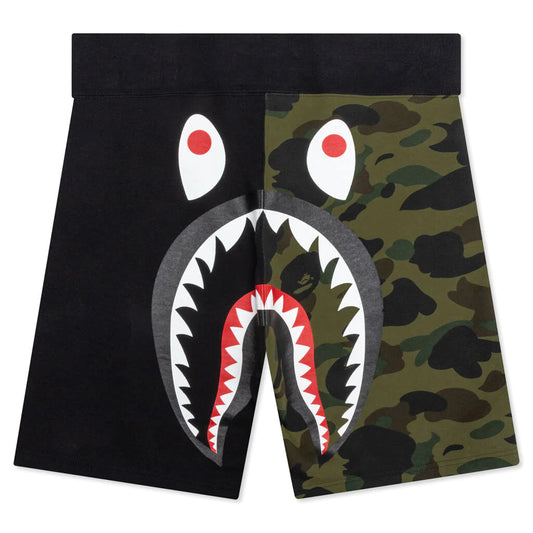 A BATHING APE 1ST CAMO BACK SHARK SWEAT SHORTS - GREEN