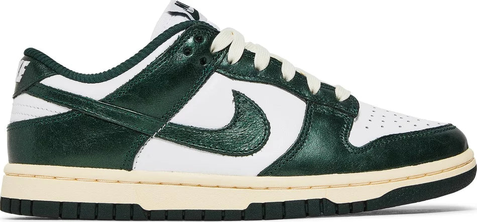 Nike Dunk Low Wmns "Vintage Green"