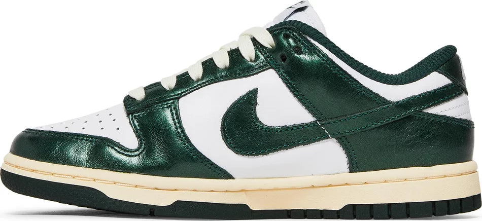 Nike Dunk Low Wmns "Vintage Green"